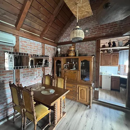 Fisherman's Paradise, House And