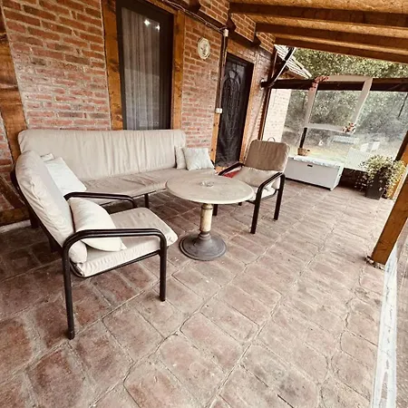 House Donji Zabar